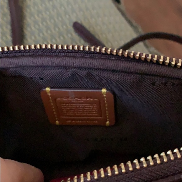 COACH crossbody clutch purse - Picture 3 of 4